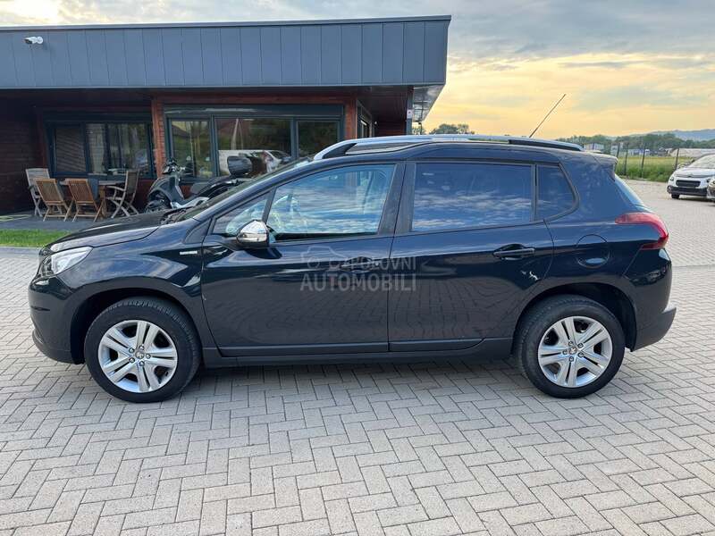 Peugeot 2008 1.6 HDi 100 STYLE
