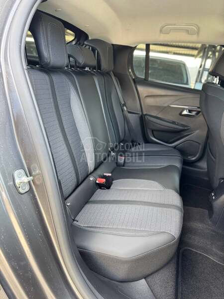 Peugeot 208 ALLURE 1.5 HDi