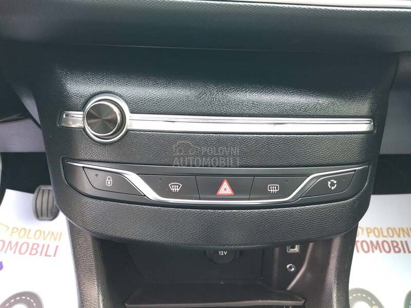 Peugeot 308 1.6 BLUE-HDI
