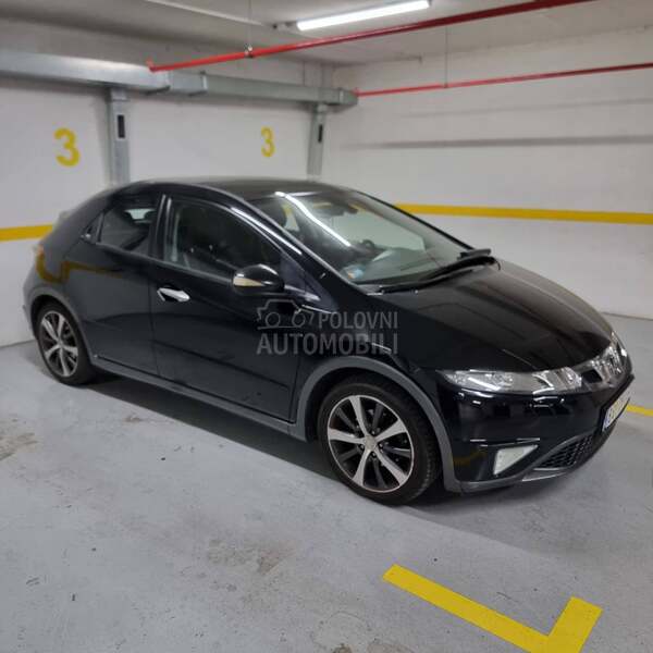Honda Civic 1.8 i-VTEC