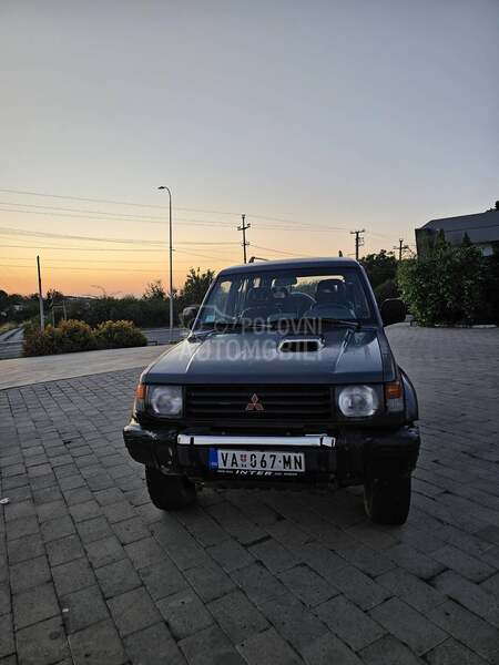 Mitsubishi Pajero 