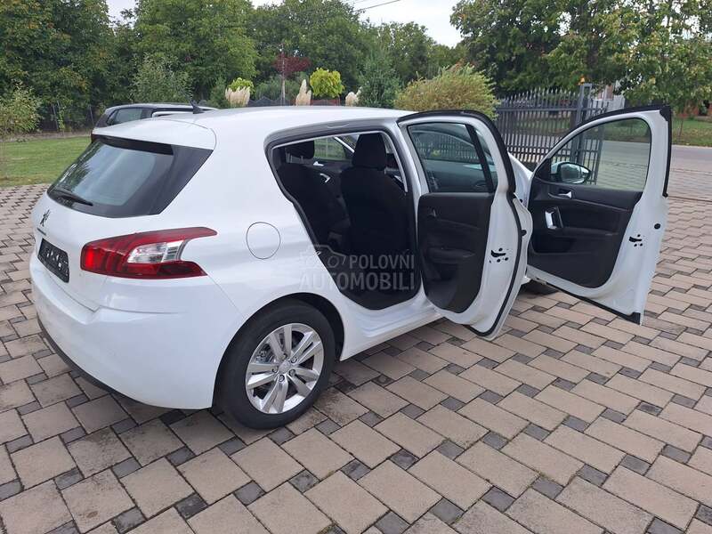 Peugeot 308 1.2 IZ SVAJCARSKE