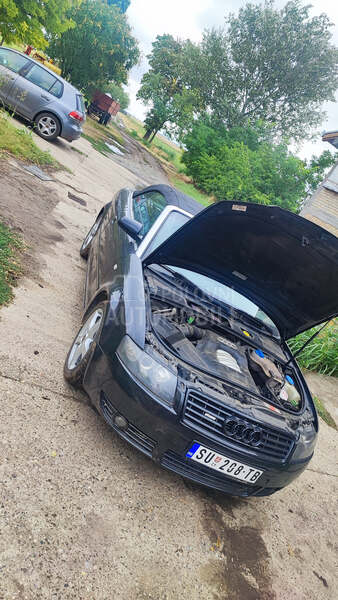 Audi A4 2.4 fsi