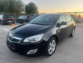 Opel Astra J 1.7 CDTI/N O V A
