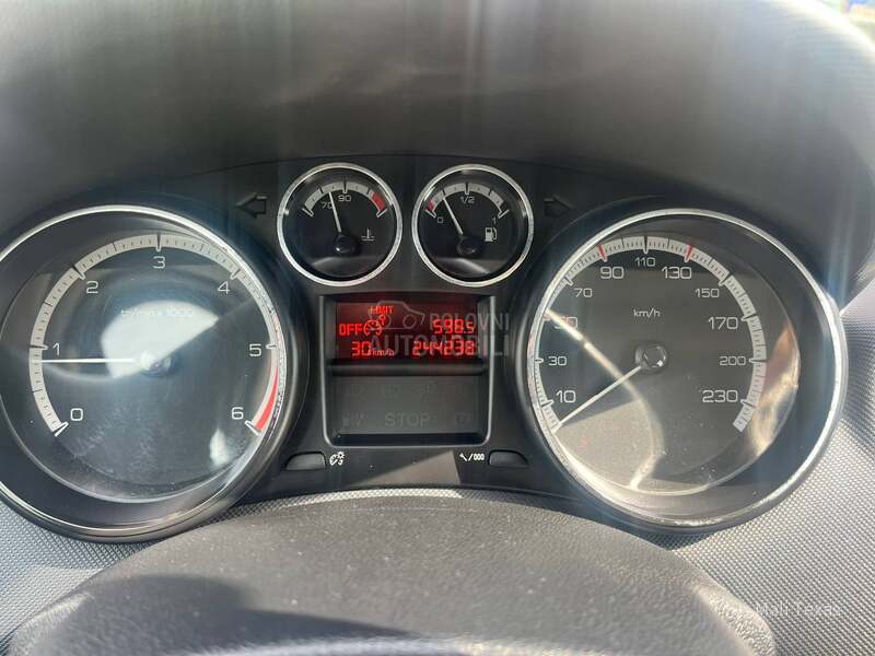 Peugeot 308 2.0 HDI/ N O V