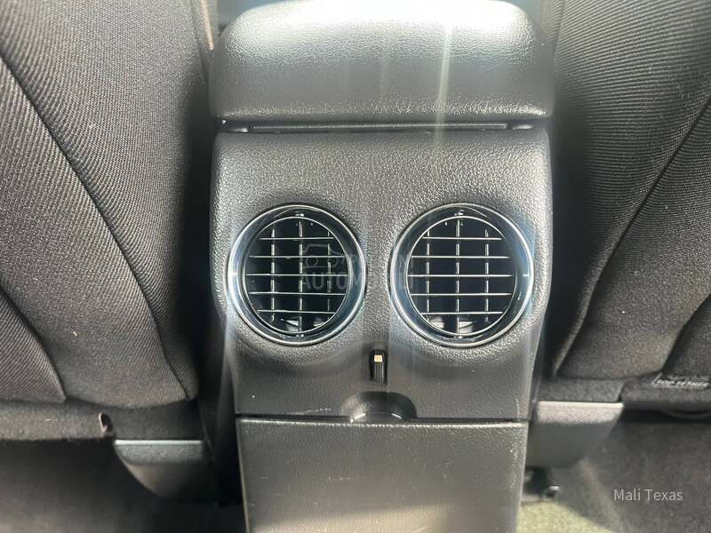 Peugeot 308 2.0 HDI/ N O V