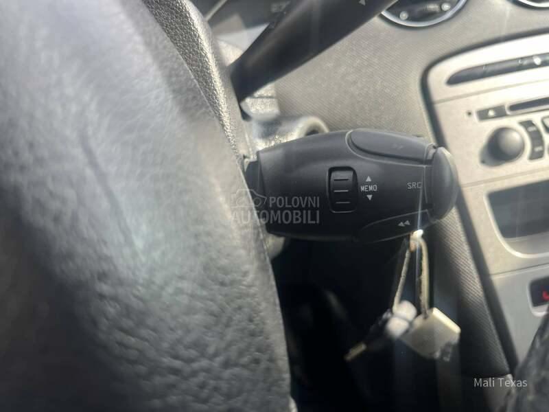 Peugeot 308 2.0 HDI/ N O V