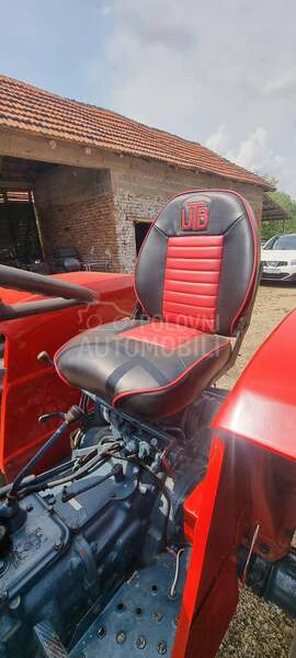 Universal 445