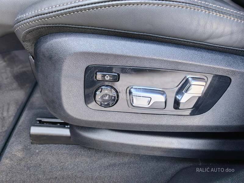 BMW X6 M60i/22/ACC/HIBRID