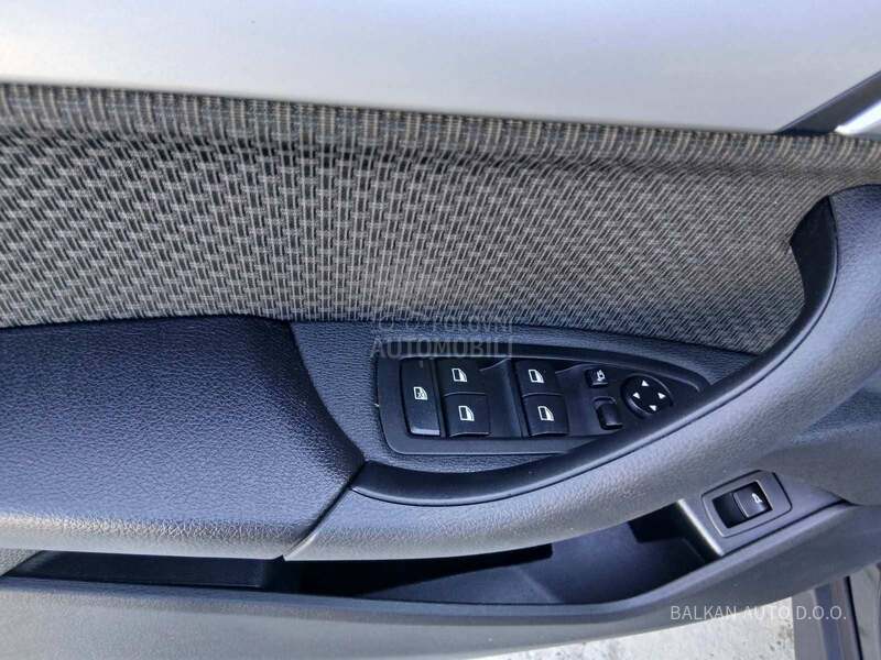 BMW X1 2.0D/NAV/LED/AUT
