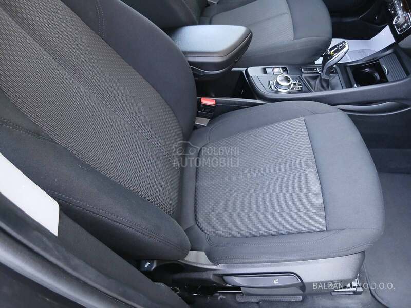 BMW X1 2.0D/NAV/LED/AUT