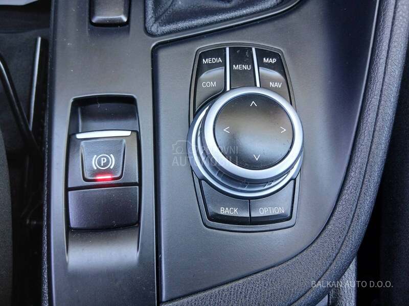 BMW X1 2.0D/NAV/LED/AUT