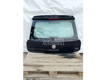 Gepek vrata za Fiat Grande Punto od 2009. do 2012. god.