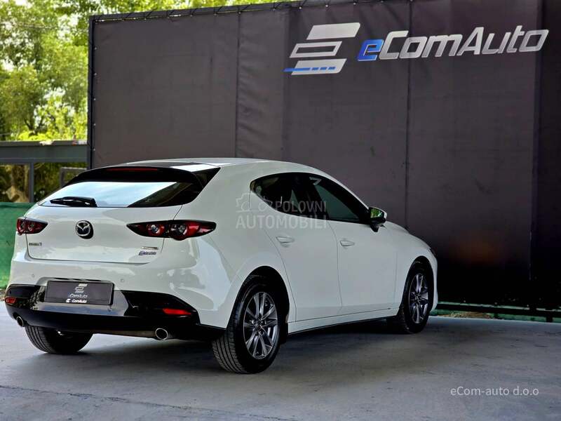 Mazda 3 SKYACTIV  G 122