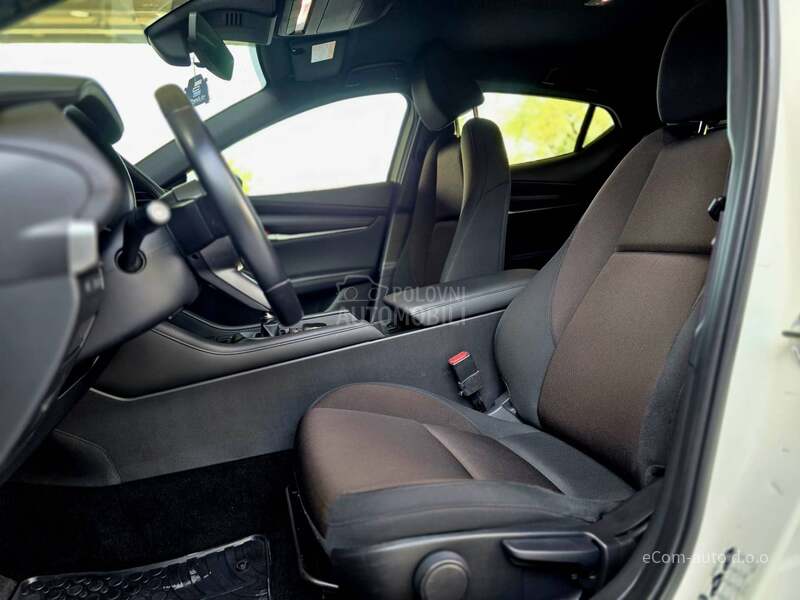 Mazda 3 SKYACTIV  G 122