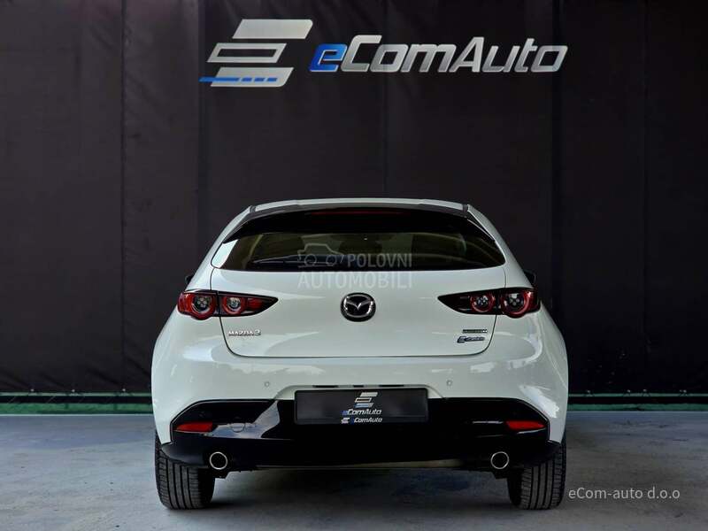 Mazda 3 SKYACTIV  G 122