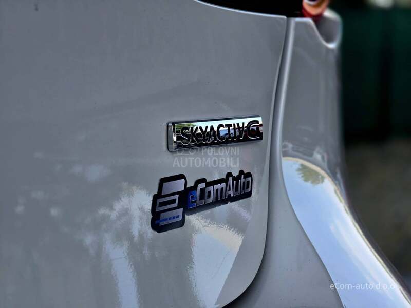 Mazda 3 SKYACTIV  G 122