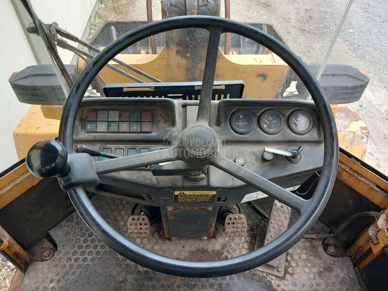Schaeff UTOVARIVAC SCHAEFF ZL 7 C
