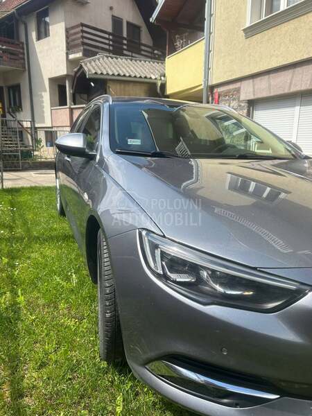 Opel Insignia Premium