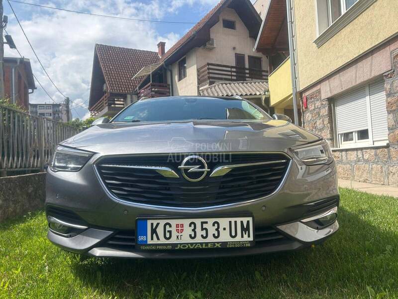 Opel Insignia Premium