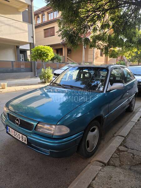 Opel Astra F 1.6 ecotec