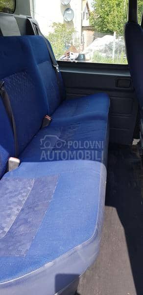 Peugeot Boxer 2.8 HDI 5 sedista