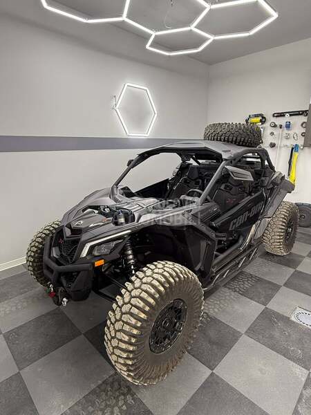 Can-Am Maverick X3 Turbo R