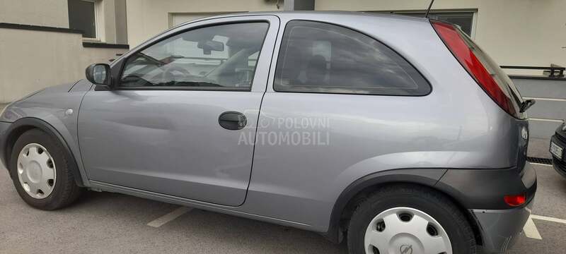 Opel Corsa C 1.0