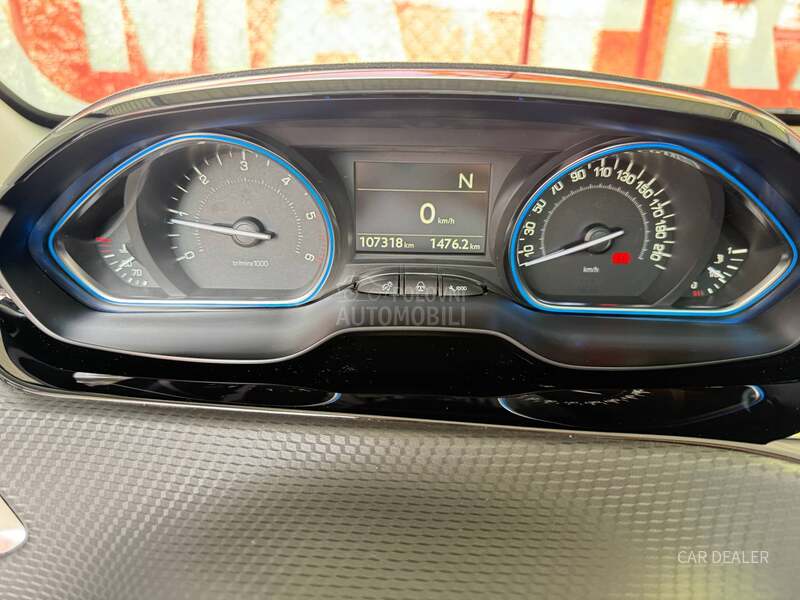 Peugeot 2008 1.6hdi/AUT/allure