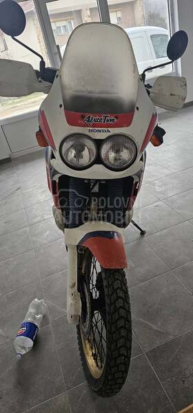 Honda XRV 750