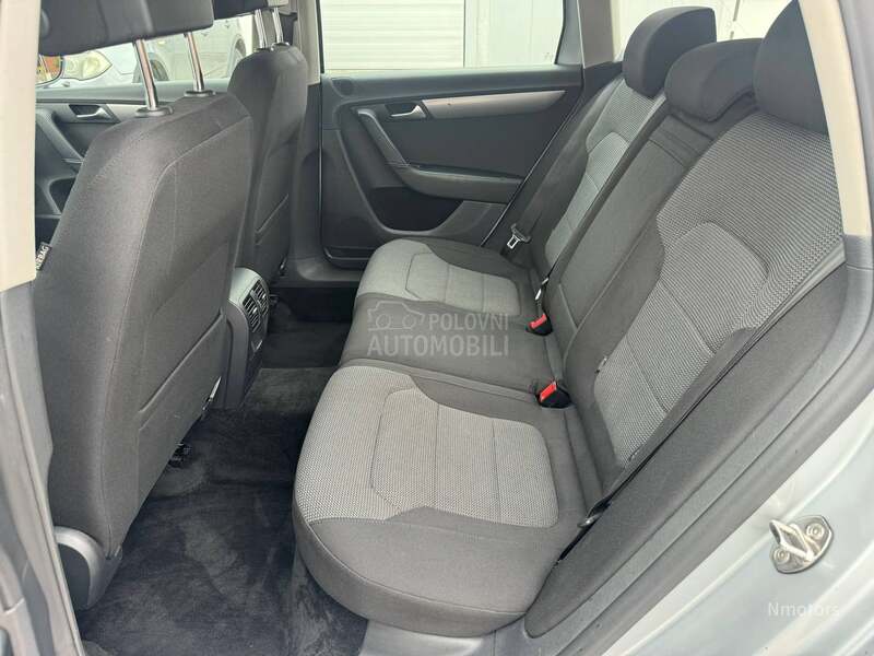 Volkswagen Passat B7 
