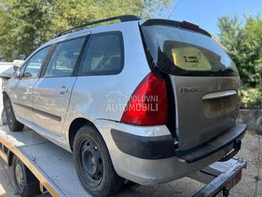Peugeot 307 1.6 hdi 2006. god. -  kompletan auto u delovima