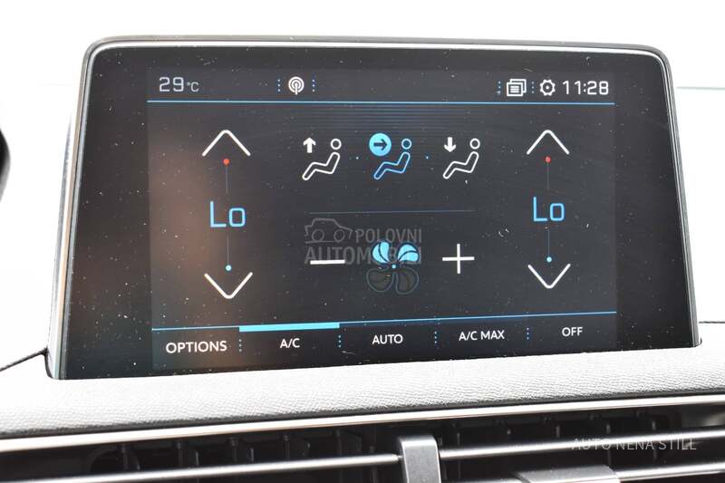 Peugeot 5008 1.5 HDI Allure AT