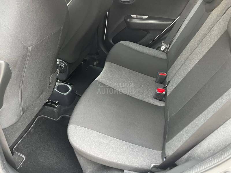 Citroen C1 1.2 ODLIČAN 2015 CH