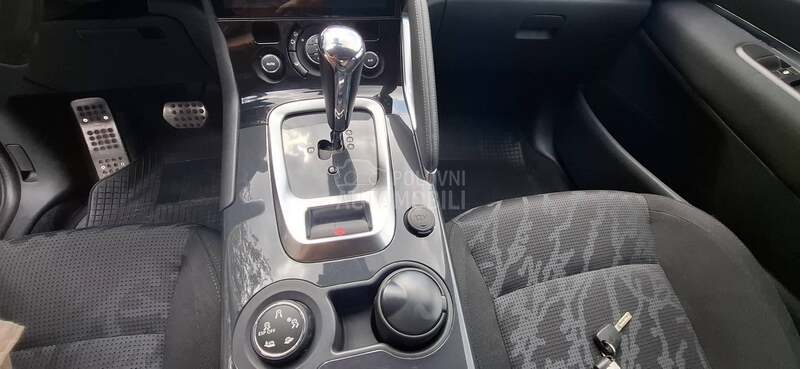 Peugeot 3008 1.6 HDI A.UTOMATIC