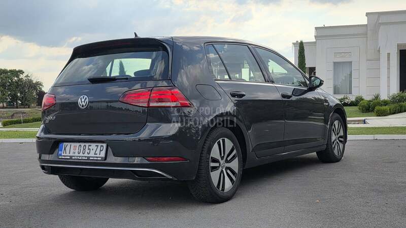 Volkswagen Golf 7 e Golf