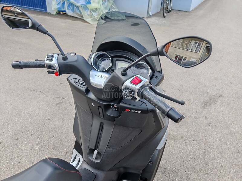 Piaggio MP3 MP 3 HPE 300 Sport