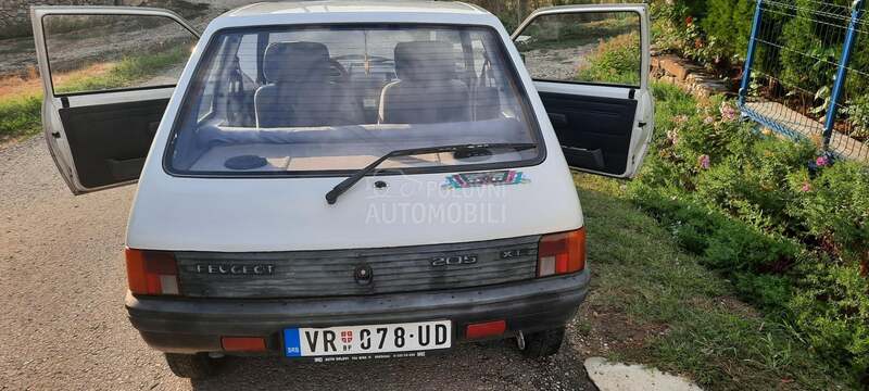 Peugeot 205 1.1