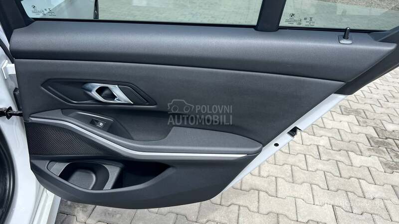 BMW 320 2.0 Sport Line