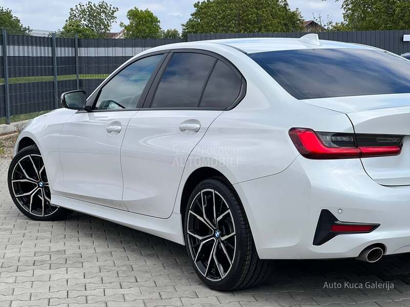 BMW 320 2.0 Sport Line