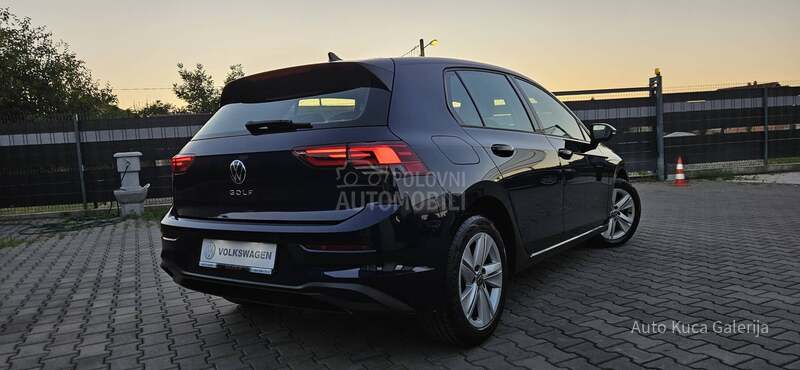 Volkswagen Golf 8 1.5 TSI