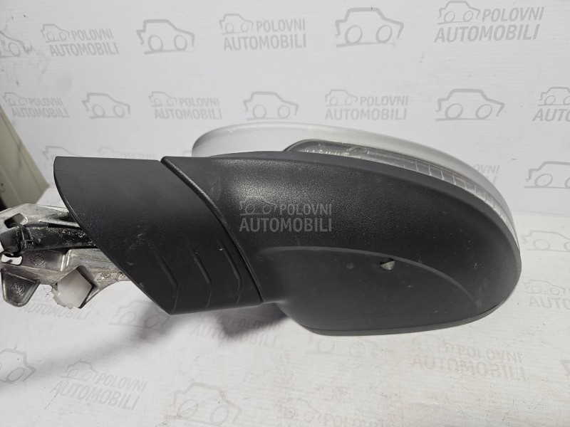 GOLF 8 RETROVIZOR LEVI