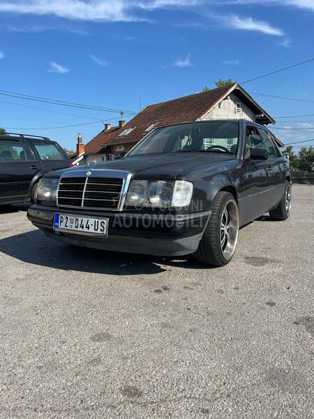 Mercedes Benz E 124 