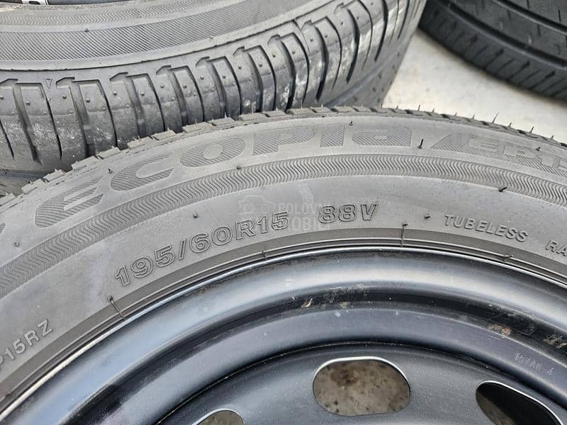 Bridgestone 195/60 R15 Letnja