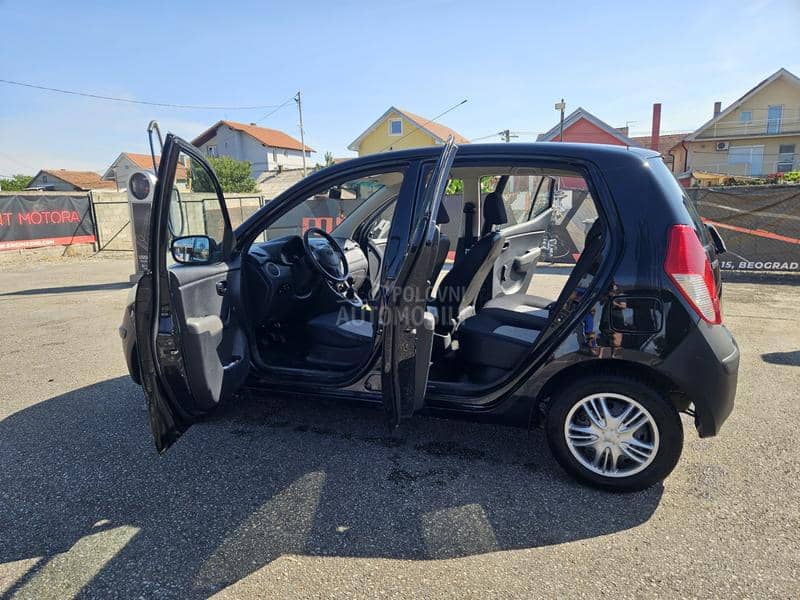 Hyundai i10 1.1