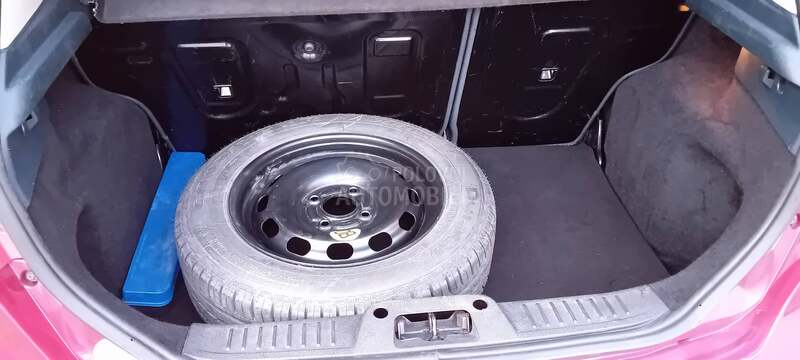 Ford Fiesta 1.4 t ..n..g.