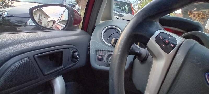 Ford Fiesta 1.4 t ..n..g.