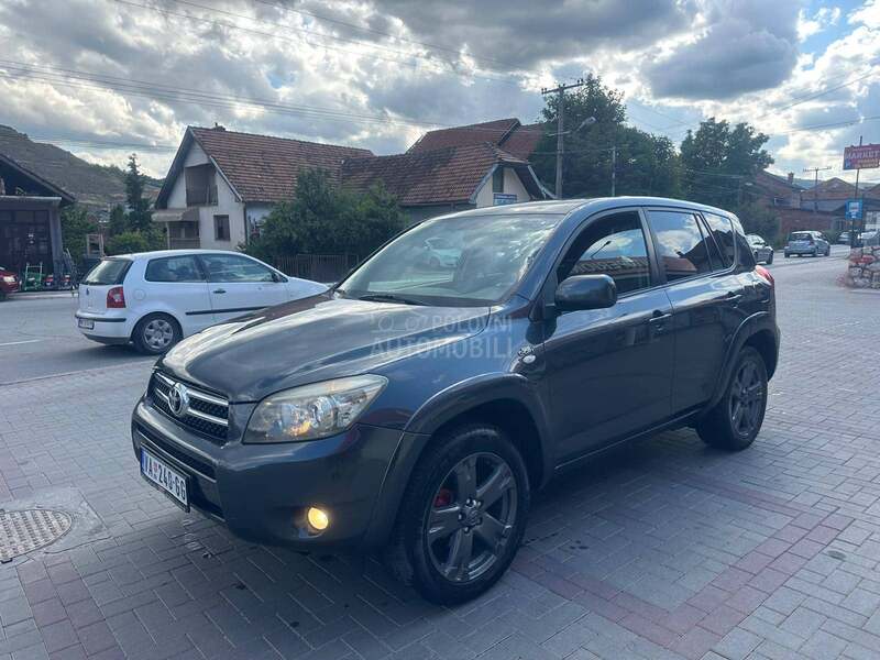 Toyota RAV 4 NOVO