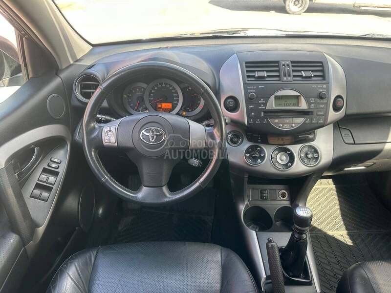 Toyota RAV 4 NOVO