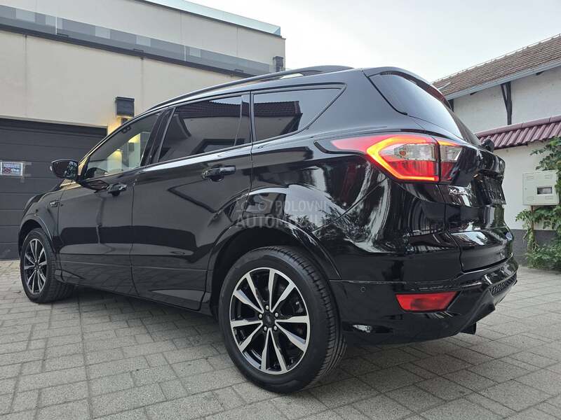 Ford Kuga 1.5 ST-LINE 90k